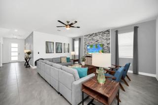 Magnificent Star Wars & Designed Rooms Pool & Spa! villa - Davenport - 2