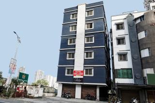 SPOT ON Hotel Deluxe - Pune - 9