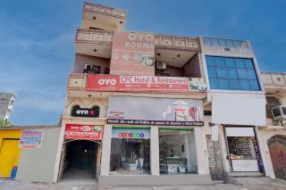 Hotel O Crown Food Court cfc - 4