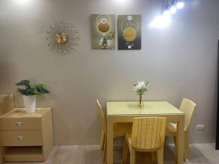 Budget Stay in 81 Newport Near Naia Terminal C5-2i - Manille - 1