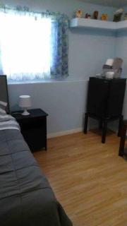 Spacious room in West Jordan A - West Jordan - 8