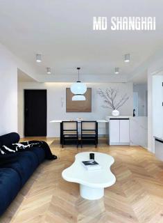 Moli B&B-Nanjing West Road 3-Bedrooms with Elevator 3 king-size beds 2 bathrooms 1bathtub Apart ment Near the subway - 7