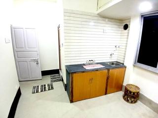 Studio Room Close to Quest Mall - Calcuta - 3
