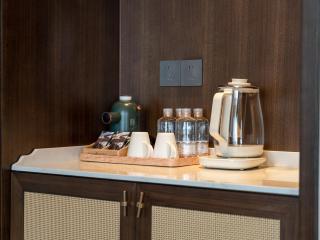 Beijing Renjoy Hotel - 1