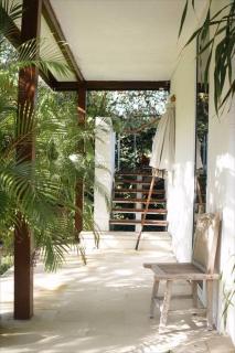 VYS VILLA Luxury 3BR Villa with Pool, by The Beach - Canggu - 2