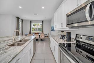 Brand New Encore Resort 5 Bed Resort Home villa - 4