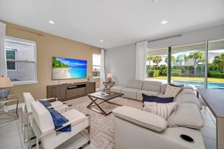 Brand New Encore Resort 5 Bed Resort Home villa - 2