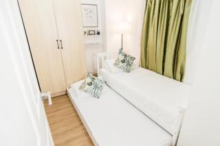 Excellent Location 2 BDRM Homey Wifi Near Airport - Manila - 4