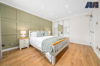 Large Family Home with Hot Tub or Jacuzzi, Log Burner - Bearsden - 8