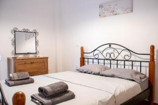 Newly Renovated, New Furnitures, Easy Metro Access - Atene - 2