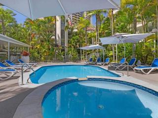 Newi Cozy 2BR Apt the Heart of Surf's Parking Pool - Gold Coast - 5