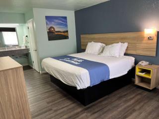 Days Inn by Wyndham Pratt - Pratt - 6