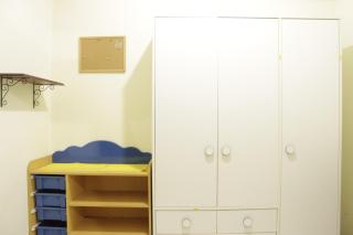 Spacious and Stylish 1BR Gateway Ahmad Yani Cicadas Apartment By Travelio - Bandung - 2