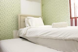 Spacious and Stylish 1BR Gateway Ahmad Yani Cicadas Apartment By Travelio - Bandung - 9