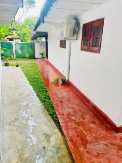 Sausiri Villa - Hikkaduwa - 3