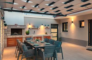 Beachfront Holiday Villa Marija - Karbuni - Blato - 9