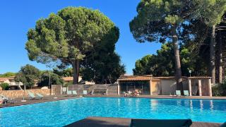 Mini Villa T4 duplex dans résidence hôtelière superbement arborée rénovée en 2023 - chez Anne avec piscine chauffée à partir du 15 Mai - Lecci - 8