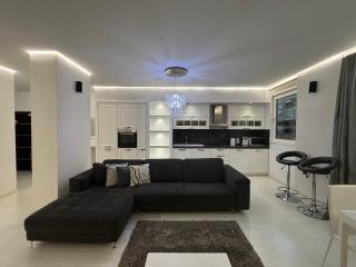 TAM Serviced 2BDR Apartment City Center No6 - Tirana - 0