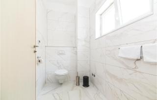 Gorgeous Home In Kastel Stafilic - 7