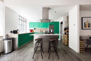 Central Soho Warehouse Loft with Concierge - London - 3