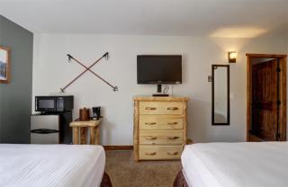 BE306A Bridge End Hotel Room condo - 7