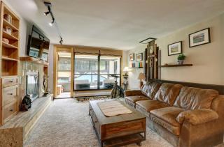MP615 Mountain Plaza Center Village Condo 2BR 3BA Hot Tub condo - 8