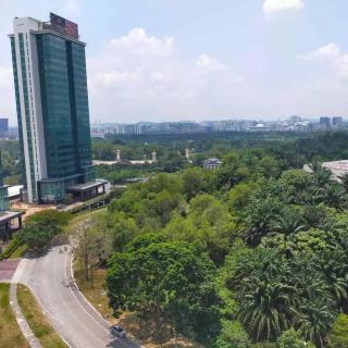 Shaftsbury Studio Cyberjaya SAME DAY CHECK IN & CHECK OUT at 10am To 8pm Work From Home FREE Parking & wifi - 4