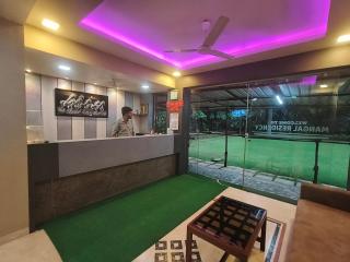 Hotel Mangal Residency Lonavala !! 600 Mts From Lonavala Railway Station !! Couple Friendly !! - Lonavala - 0