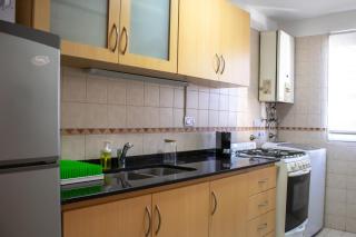 Excelente ubicación! Garage! Elegante y Cálido! - 2