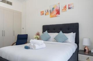Charming studio apartment at Carson Tower B in Damac Hills! - Dubai Marina - 6