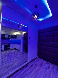 2Bed Luxury Apartment F11 Markaz - Islamabad - 7
