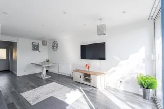 Karazo LTD - Luxurious contractor friendly 2 bed in Croydon - Croydon - 3