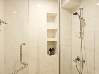 Fahrenheit Bukit Bintang Big Group 13Pax Family Suites - Kuala Lumpur - 3