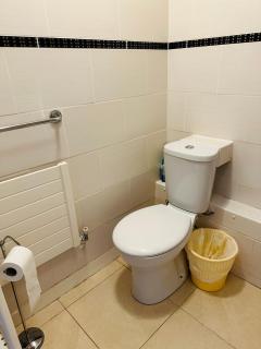 Single room close to uni & supermarket & free parking - Coventry - 4
