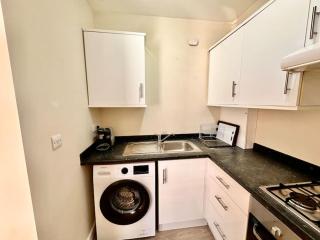 2 bedroom apartment in SE13 - 8