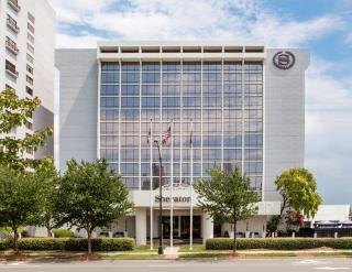 Sheraton Charlotte Hotel - Charlotte - 9