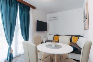 Apartments Sandra - Okrug Donji - 6