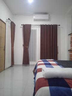 Ilham Homestay - Kuta Lombok - 9