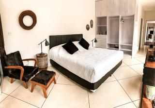Elegant 5 Bdr villa in the heart of Seminyak - Seminyak - 4