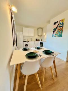 Le Cosy Appart avec parking et balcon - Bourgoin - 2