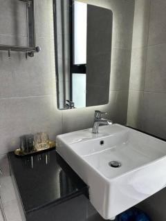 PICO VR, 3BR 3 queen bed, 2 car park, UrbanSuites by XW Home - Jelutong - 4