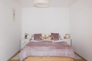 Bright Apartment in the Centre of Katowice by Noclegi Renters - 2