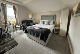 Abbey View House - 1