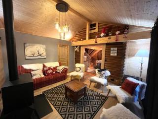 Chalet pistes 5 mn à pied, quartier calme près de tout pièce repas et salon 40 M2 - Bolquère-Pyrénées 2000 - 1