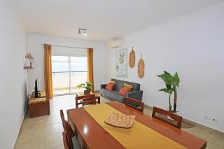 A04 - Large Modern 1 Bed Apartment with pool - Lagos - 8