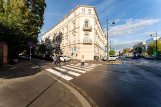 Park Strzelecki Spacious Apartment by BookingHost - 9