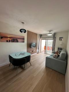 En Playa Las Vistas. Veramar. FREE PARKING, POOL! - Los Cristianos - 7