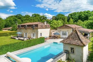 Beautiful French Villa, Sleeps 8, Private Pool & Starlink WIFI - Bourdeilles - 0