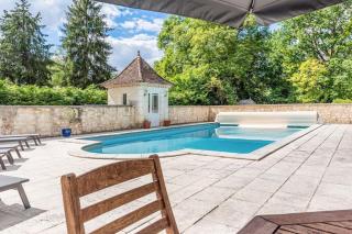 Beautiful French Villa, Sleeps 8, Private Pool & Starlink WIFI - 3