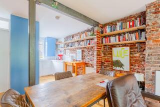 Chic 1BD Loft-Style Flat Heart of North London - London - 4